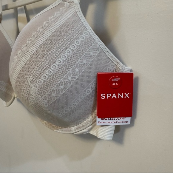 NWT SPANX brallelujah Illusion Lace Full Coverage Bra
Linen beige Front Clasp - Picture 10 of 11